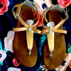 Maurices sandals